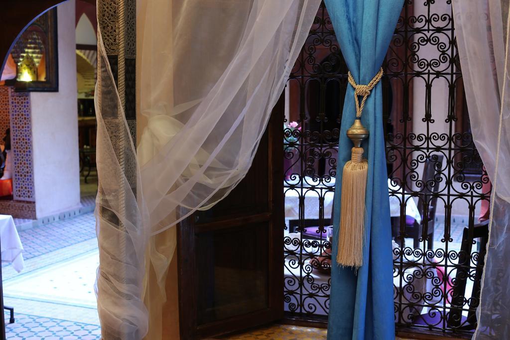 Samira Suite,1317765667:JPEG