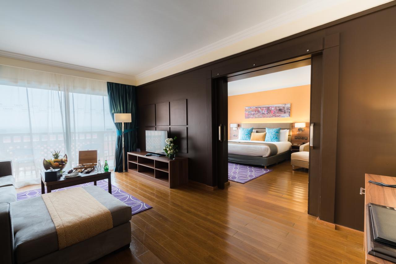 Suite Prestige Bain à remous 1 Chambre Double avec Vue sur Piscine